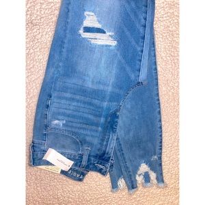 🦅 American Eagle Jeans- NEW WITH TAGS 🏷